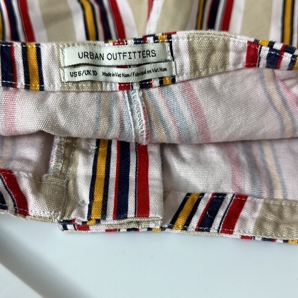 Urban Outfitters Molly Striped Denim Button Fly Short Size 6 - Picture 7 of 9